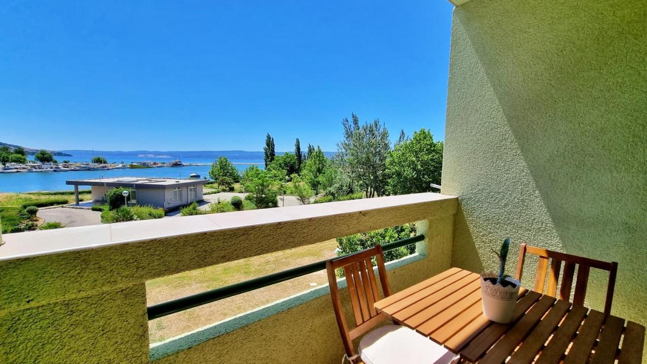 Apartment Cesarica Omiš Dış mekan fotoğraf